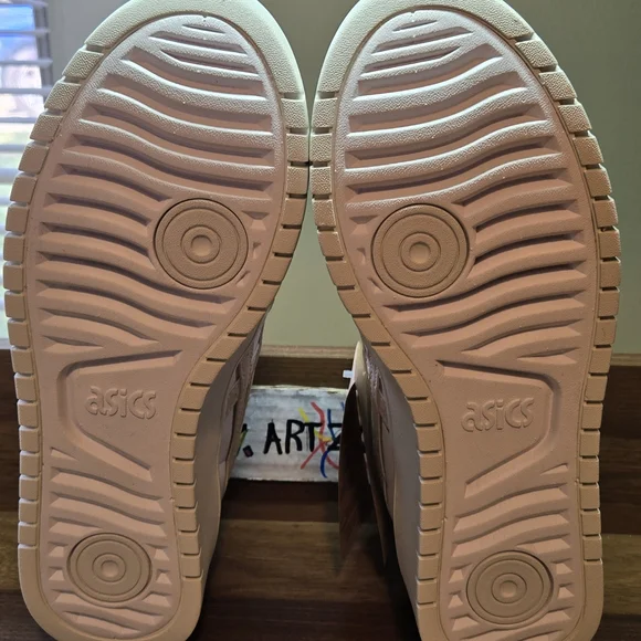 ASICS Women's Japan S PF White Sneakers - Picture 6 of 6
